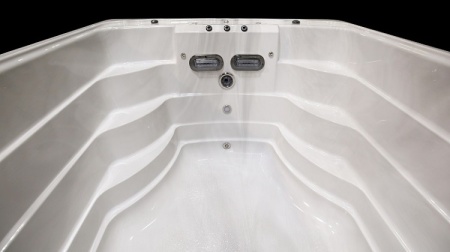 Плавательный спа-бассейн Jacuzzi J-16 PowerPro Плавательный спа-бассейн Jacuzzi J-16 PowerPro