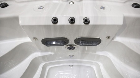 Плавательный спа-бассейн Jacuzzi J-16 PowerPro Плавательный спа-бассейн Jacuzzi J-16 PowerPro